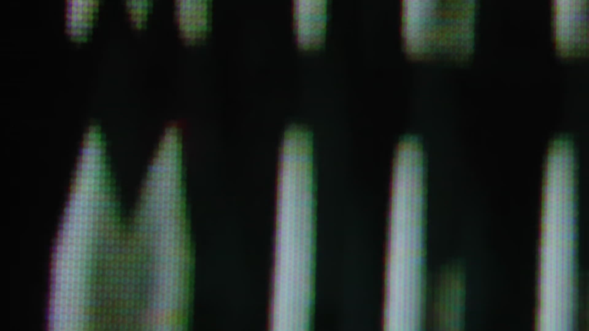 GL1TCHWAVE 08